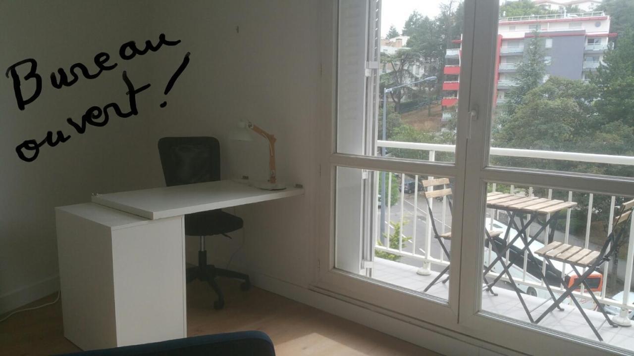 Rond Point Studio Cosy Et Central Avec Balcon Saint-Etienne  Exterior photo